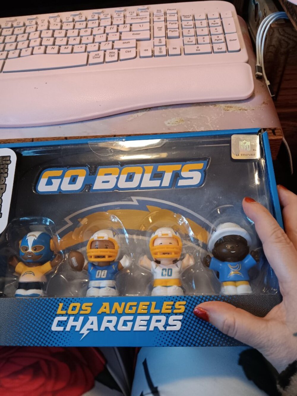 Los Angeles Chargers NFL Collectible Go Bolts NEW IN BOX !! LQQK~ZEE!